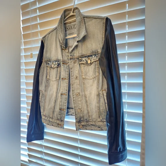Jean jacket - Picture 3 of 3